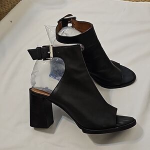& Other Stories Black Peep Toe Platform Heels size 9